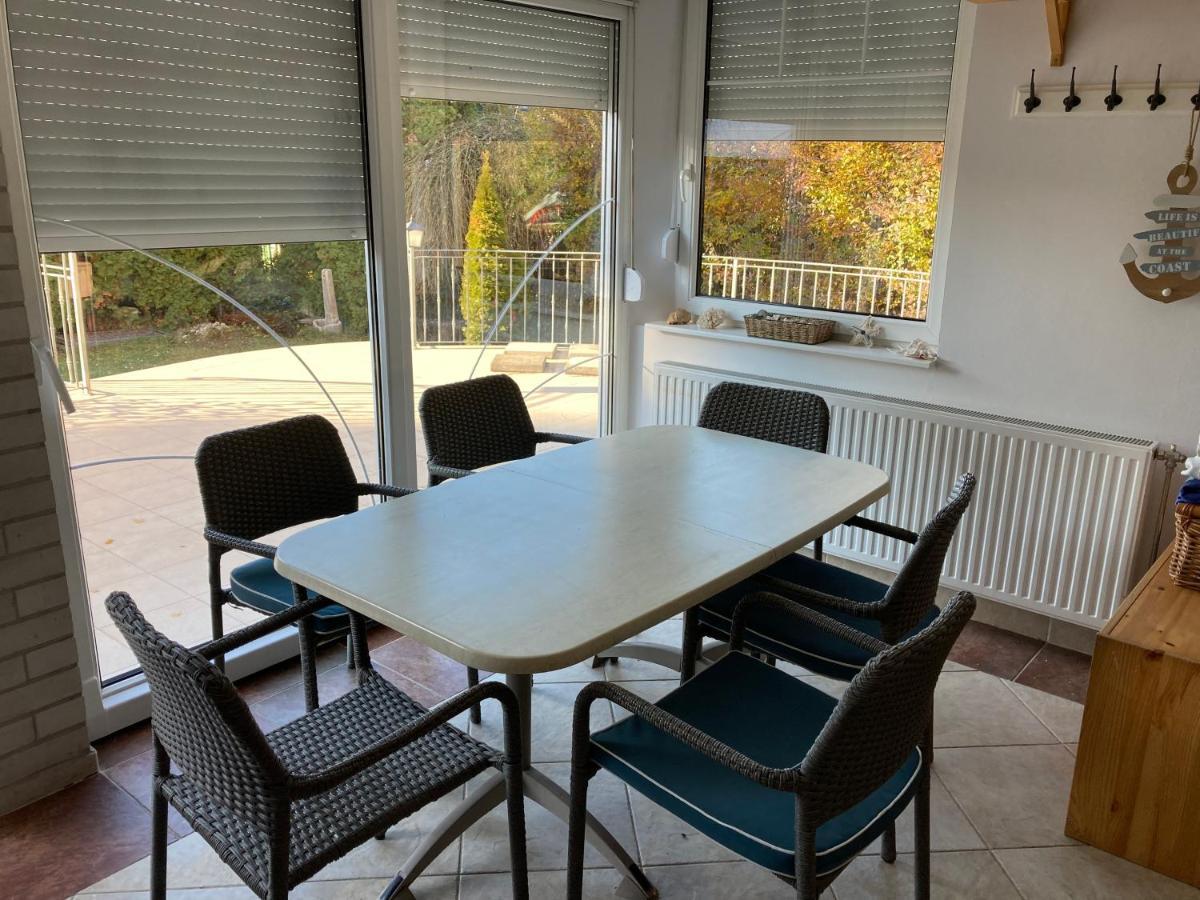 Sunhouse, Balatonvilágos Eksteriør billede