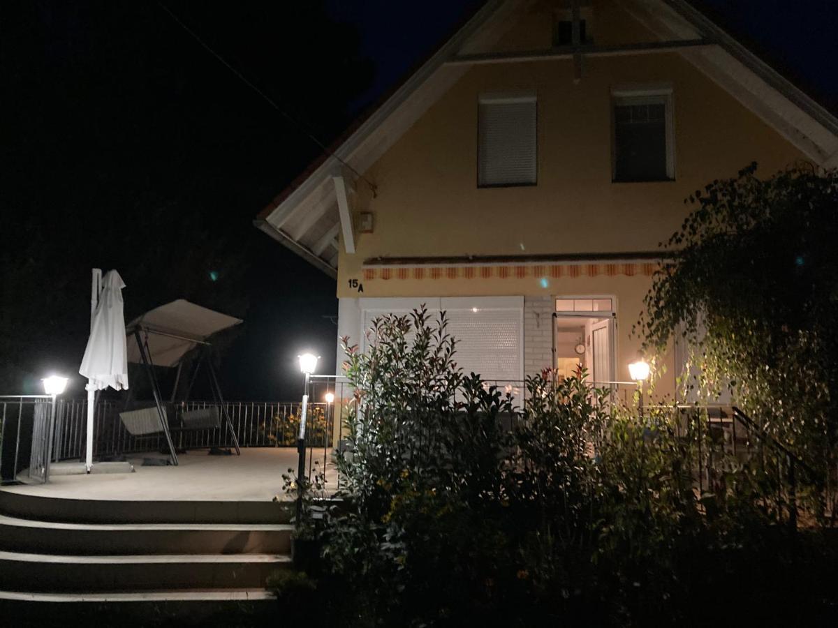 Sunhouse, Balatonvilágos Eksteriør billede